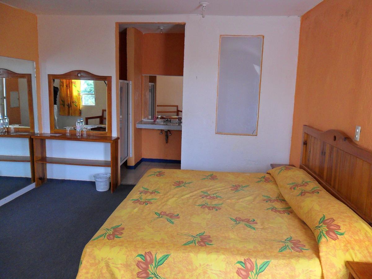 Hotel Las Cabanas San Felipe del Progreso 외부 사진
